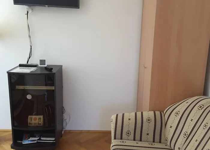 アパート Dessewffy Zamárdi